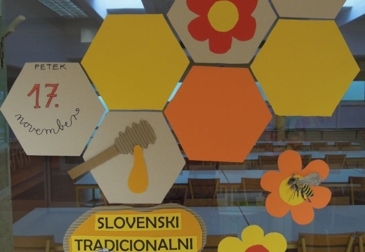 Tradicionalni slovenski zajtrk in dan slovenske hrane
