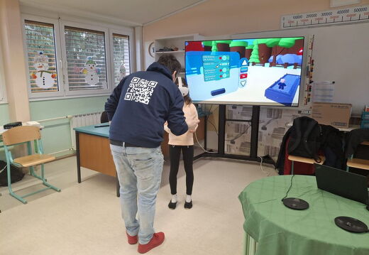 Tehniški dan v 5.a  Kodiranje za zabavo4